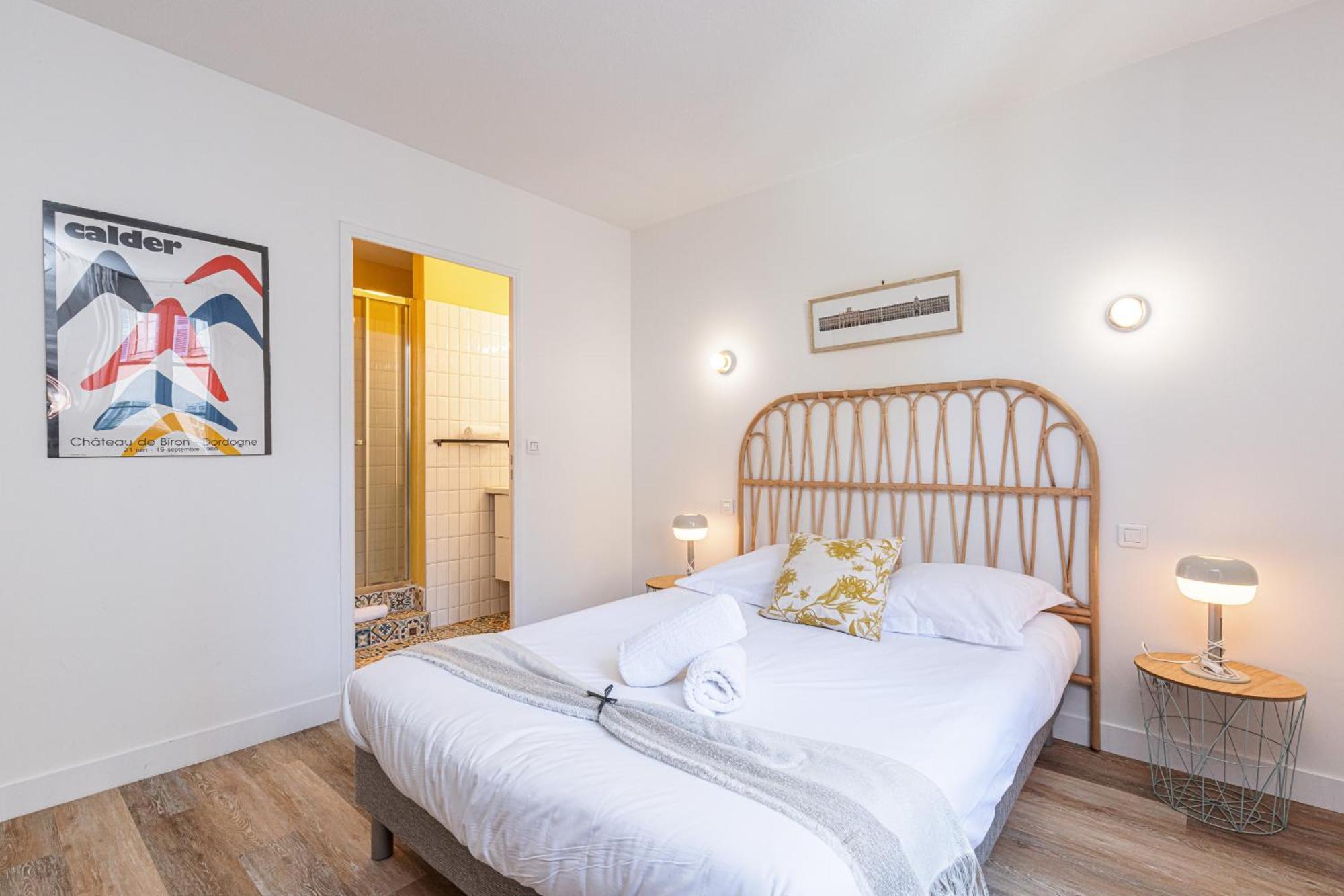 Appartamento 2 Bdrs & Parking In The Old Town ! Nizza Esterno foto