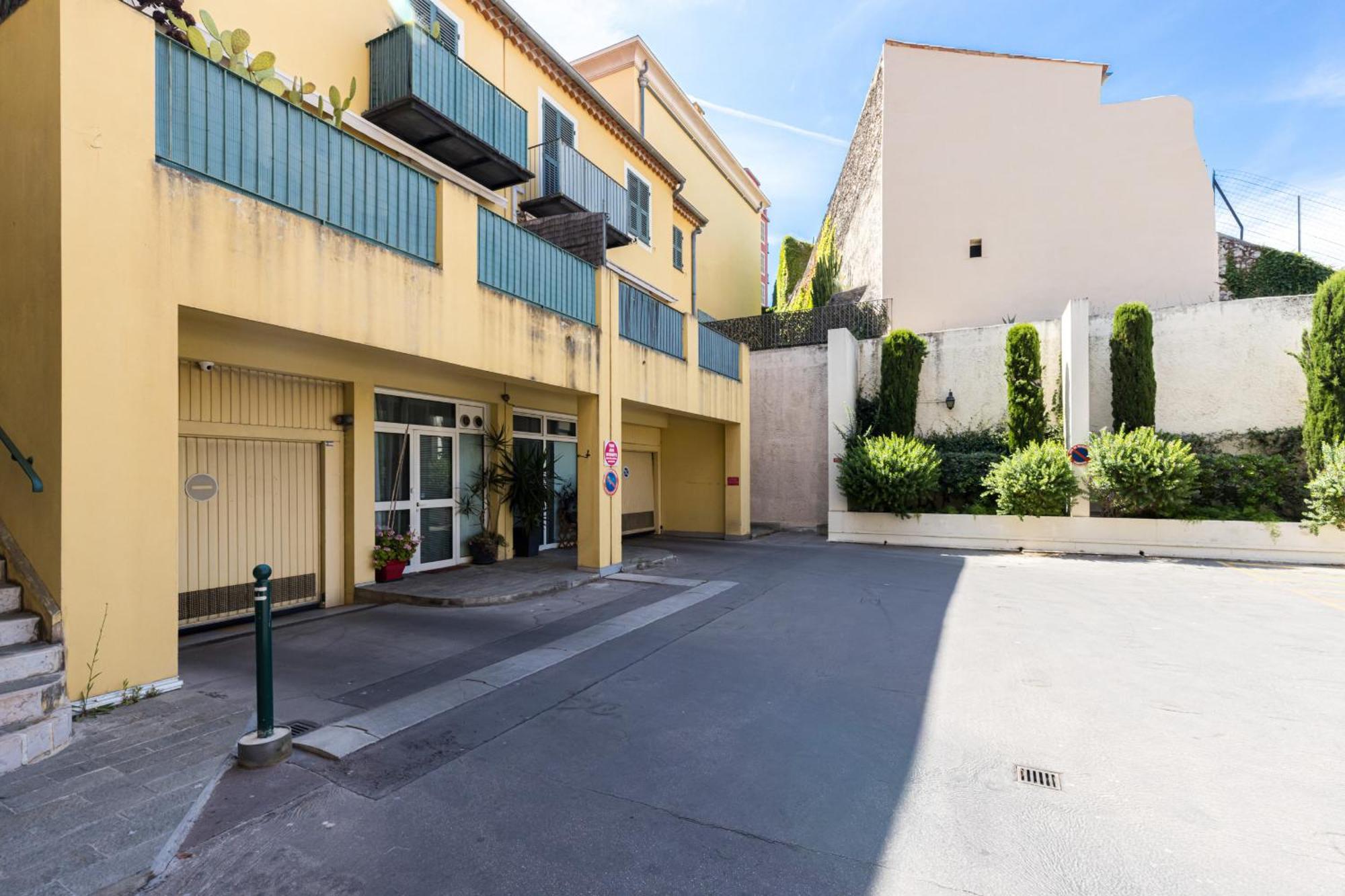 Appartamento 2 Bdrs & Parking In The Old Town ! Nizza Esterno foto