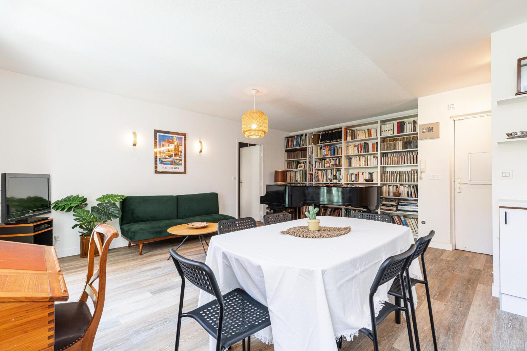 Appartamento 2 Bdrs & Parking In The Old Town ! Nizza Esterno foto