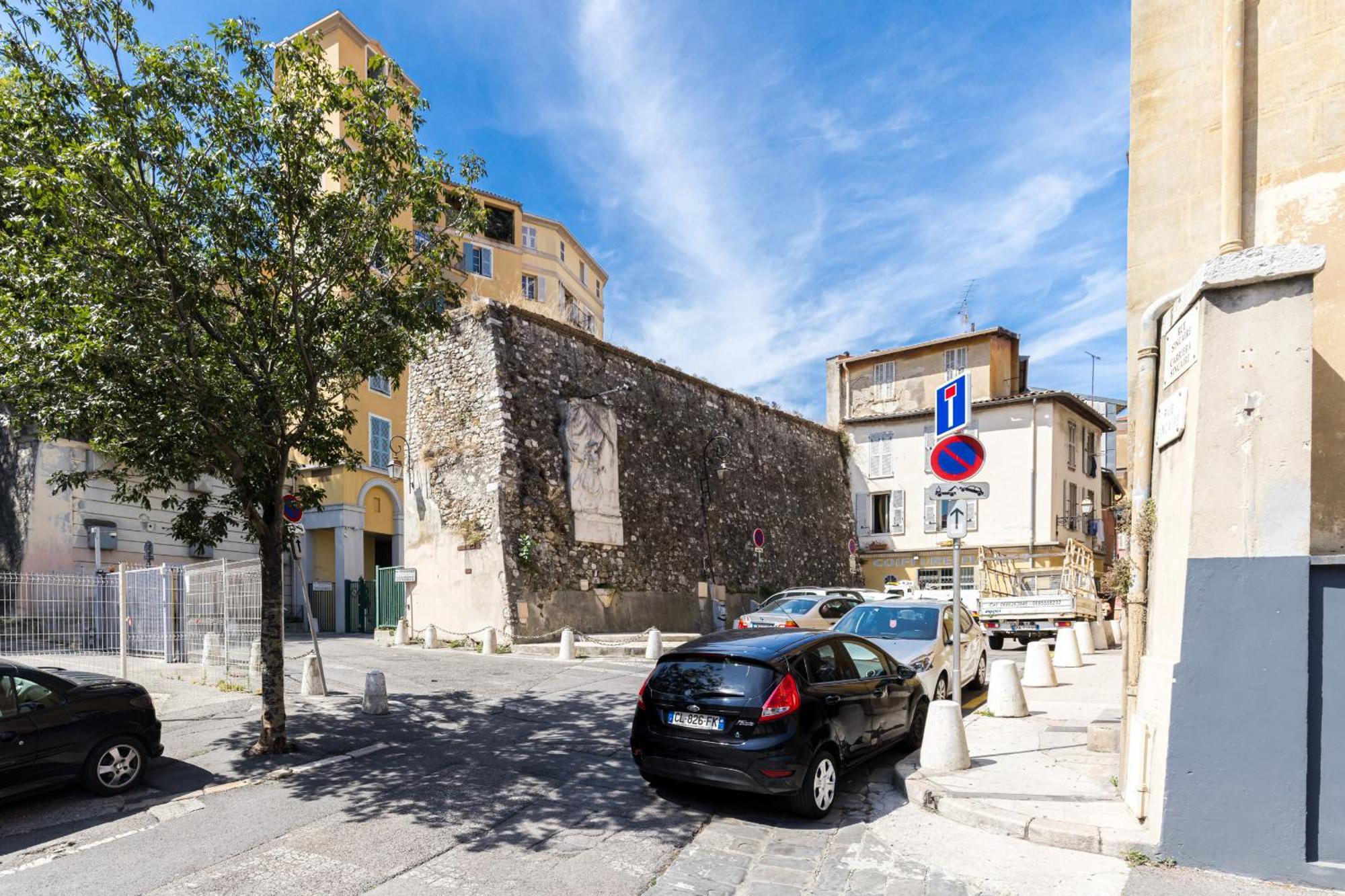 Appartamento 2 Bdrs & Parking In The Old Town ! Nizza Esterno foto